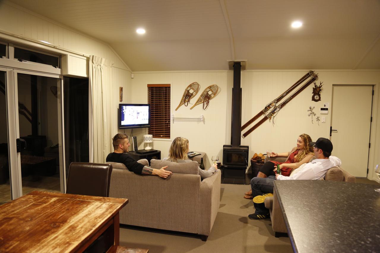 Rocky Mountain Chalets Ohakune Extérieur photo